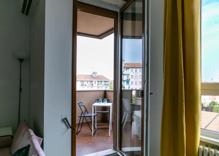 Dehomes - Luxury Grand Apartment Mailand